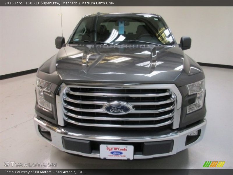 Magnetic / Medium Earth Gray 2016 Ford F150 XLT SuperCrew