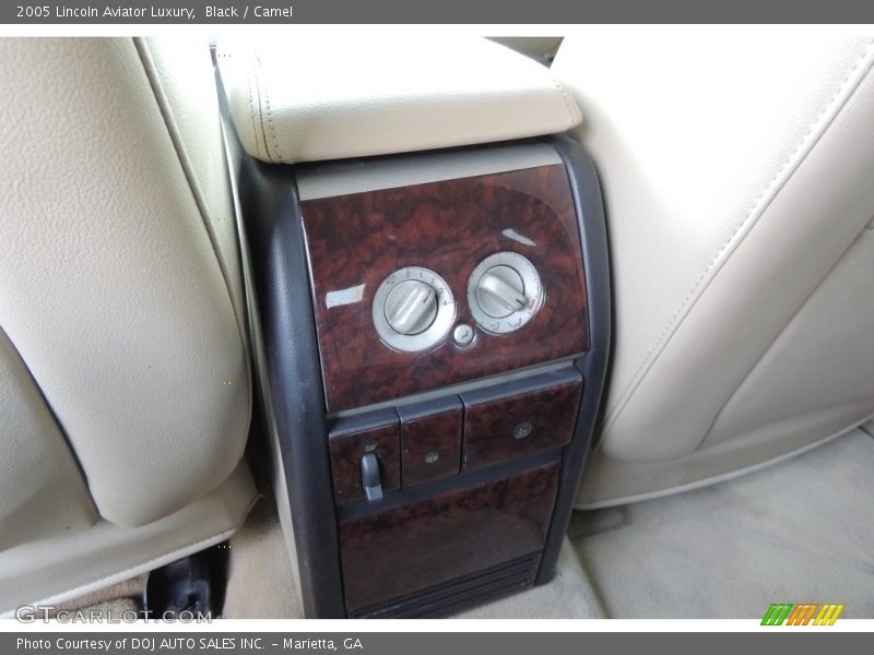 Black / Camel 2005 Lincoln Aviator Luxury