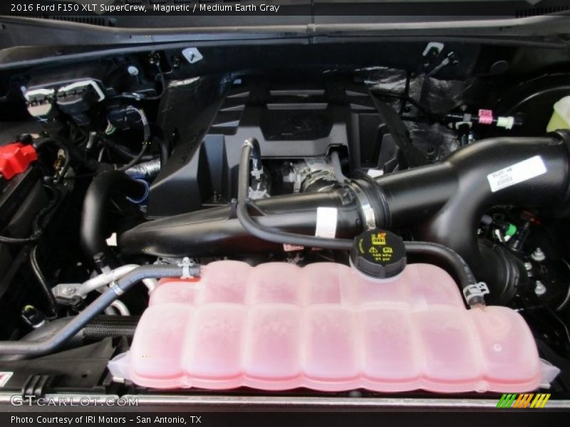 Magnetic / Medium Earth Gray 2016 Ford F150 XLT SuperCrew