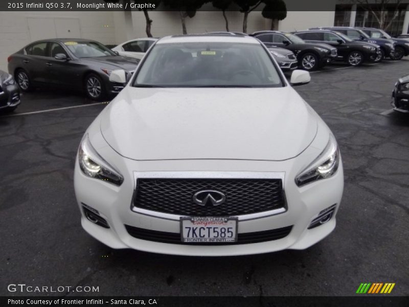 Moonlight White / Graphite 2015 Infiniti Q50 3.7