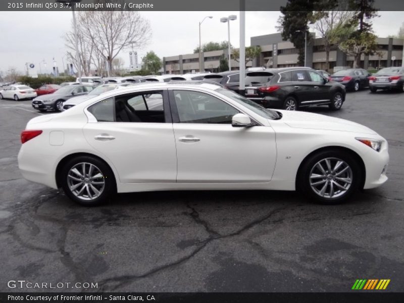 Moonlight White / Graphite 2015 Infiniti Q50 3.7