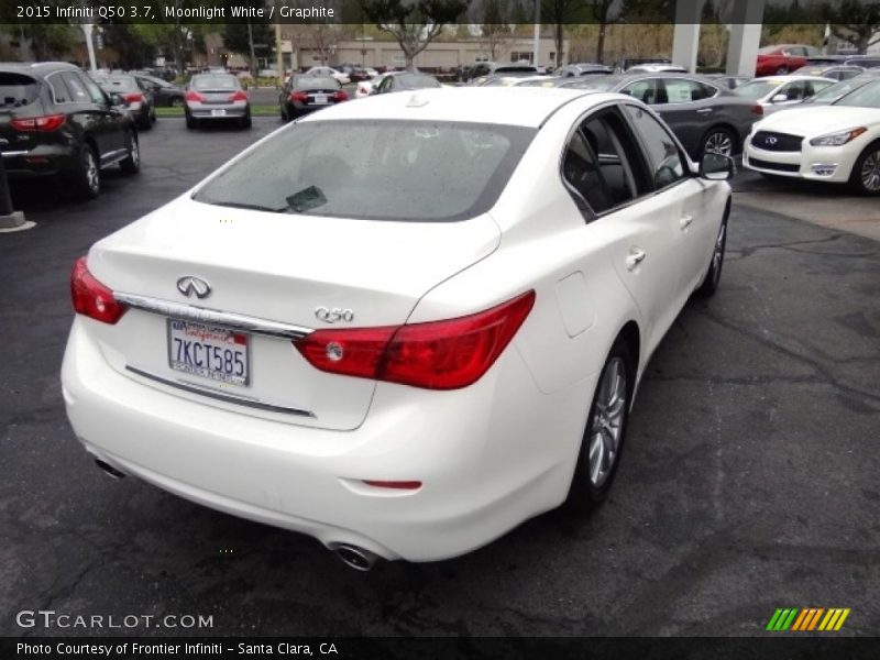 Moonlight White / Graphite 2015 Infiniti Q50 3.7