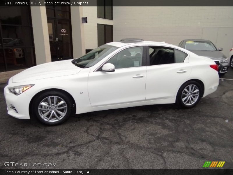 Moonlight White / Graphite 2015 Infiniti Q50 3.7