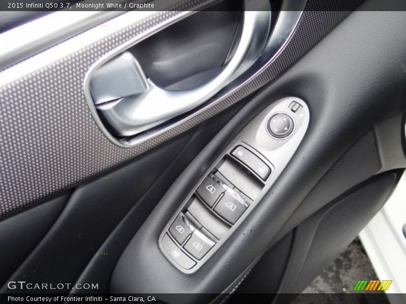 Moonlight White / Graphite 2015 Infiniti Q50 3.7