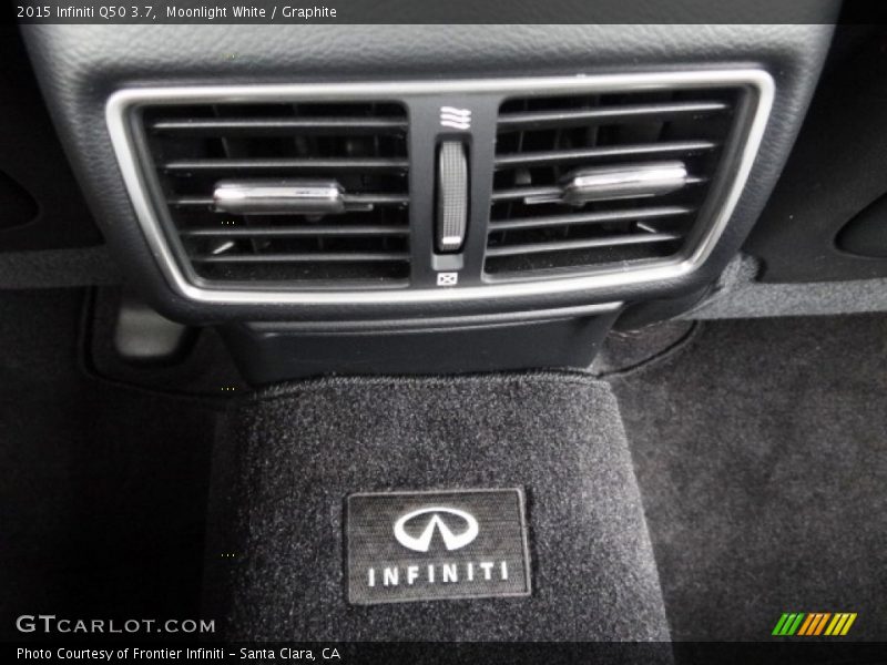 Moonlight White / Graphite 2015 Infiniti Q50 3.7
