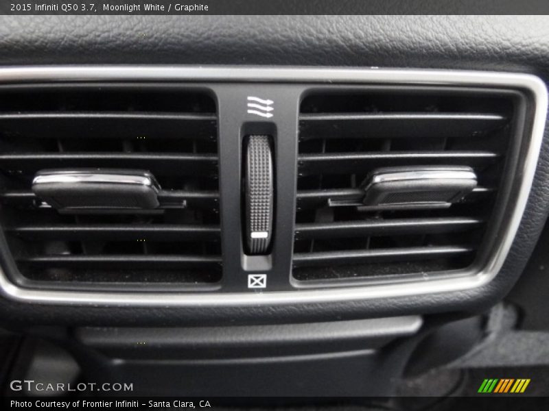 Moonlight White / Graphite 2015 Infiniti Q50 3.7