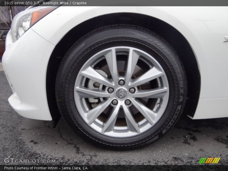 Moonlight White / Graphite 2015 Infiniti Q50 3.7
