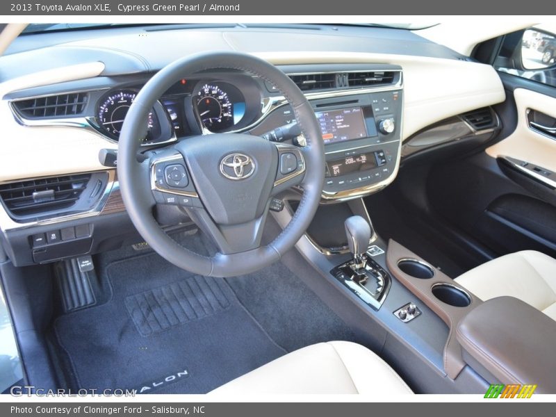 Cypress Green Pearl / Almond 2013 Toyota Avalon XLE