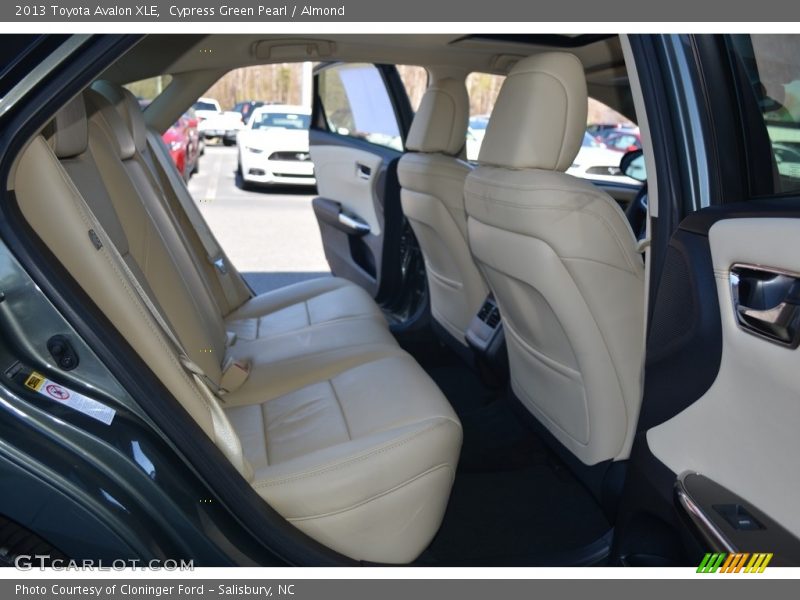 Cypress Green Pearl / Almond 2013 Toyota Avalon XLE