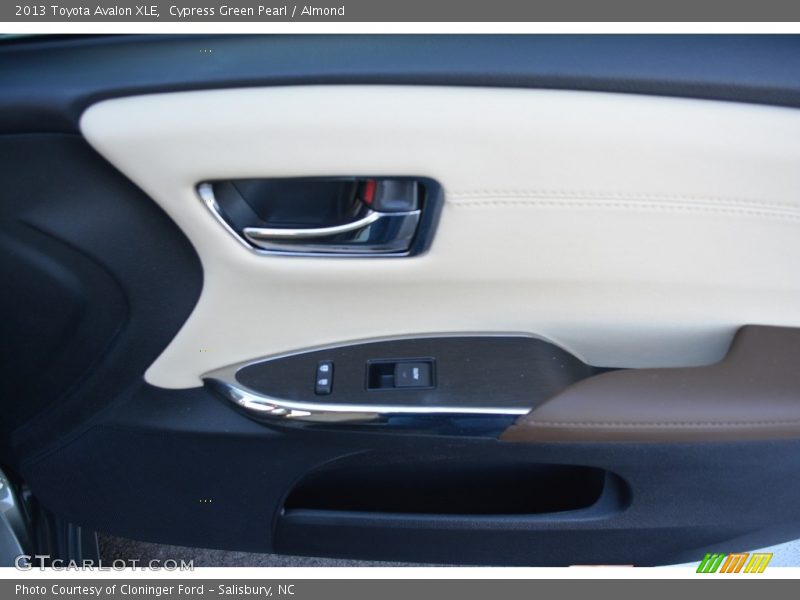 Cypress Green Pearl / Almond 2013 Toyota Avalon XLE