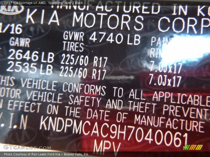 Sparkling Silver / Black 2017 Kia Sportage LX AWD