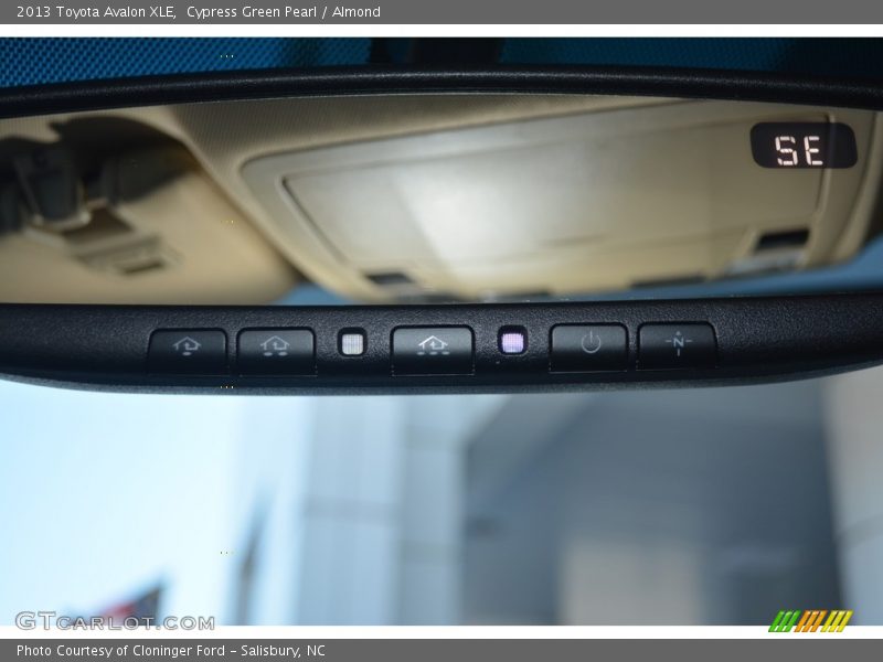 Cypress Green Pearl / Almond 2013 Toyota Avalon XLE
