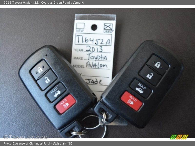 Cypress Green Pearl / Almond 2013 Toyota Avalon XLE