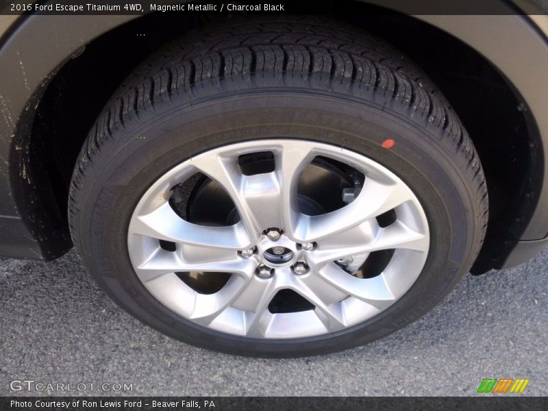 Magnetic Metallic / Charcoal Black 2016 Ford Escape Titanium 4WD
