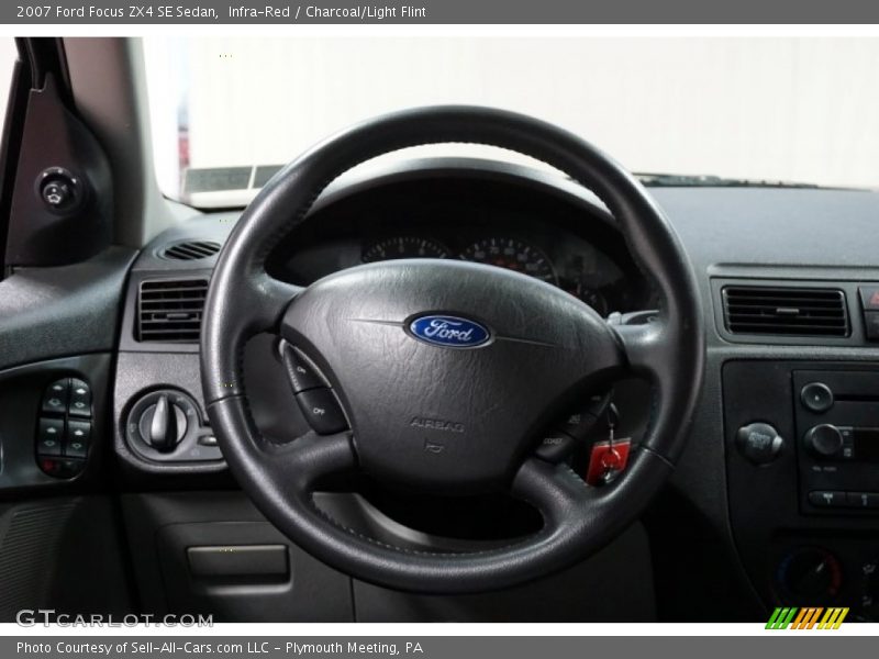 Infra-Red / Charcoal/Light Flint 2007 Ford Focus ZX4 SE Sedan