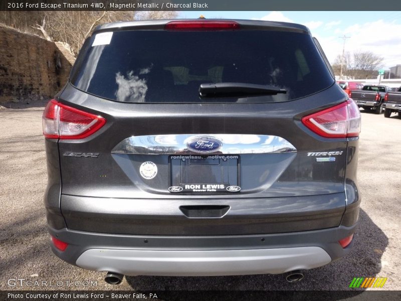 Magnetic Metallic / Charcoal Black 2016 Ford Escape Titanium 4WD