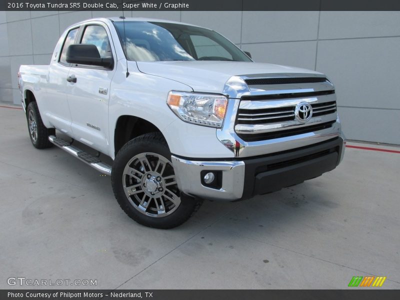 Super White / Graphite 2016 Toyota Tundra SR5 Double Cab
