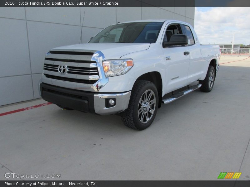 Super White / Graphite 2016 Toyota Tundra SR5 Double Cab