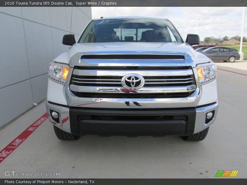 Super White / Graphite 2016 Toyota Tundra SR5 Double Cab