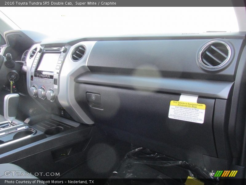 Super White / Graphite 2016 Toyota Tundra SR5 Double Cab
