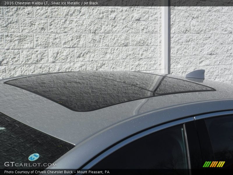 Silver Ice Metallic / Jet Black 2016 Chevrolet Malibu LT