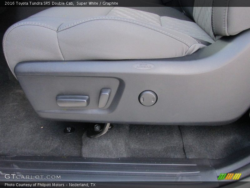 Super White / Graphite 2016 Toyota Tundra SR5 Double Cab