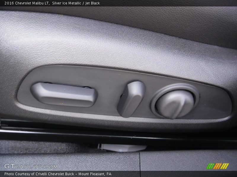 Silver Ice Metallic / Jet Black 2016 Chevrolet Malibu LT