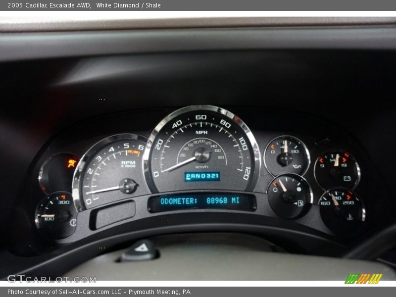 White Diamond / Shale 2005 Cadillac Escalade AWD