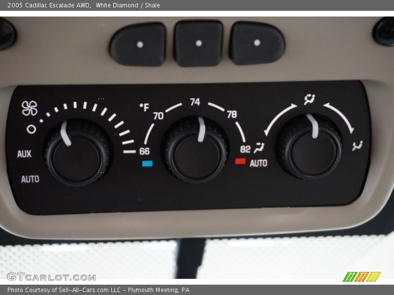 White Diamond / Shale 2005 Cadillac Escalade AWD