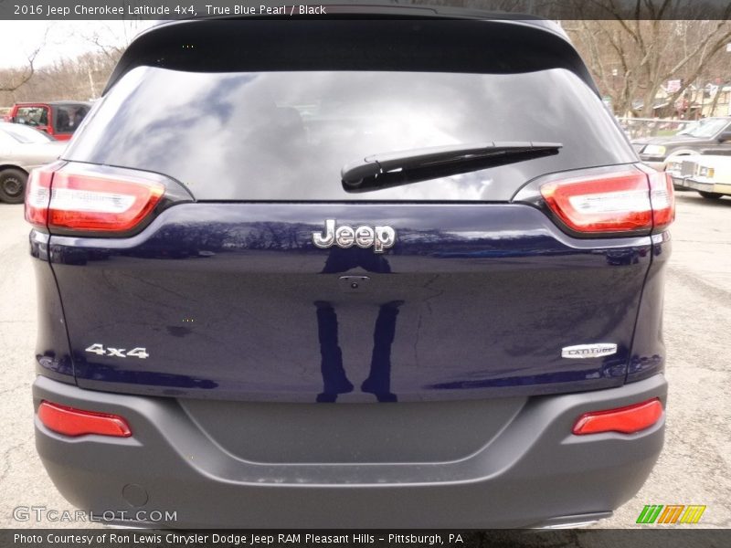 True Blue Pearl / Black 2016 Jeep Cherokee Latitude 4x4