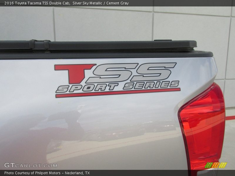 Silver Sky Metallic / Cement Gray 2016 Toyota Tacoma TSS Double Cab