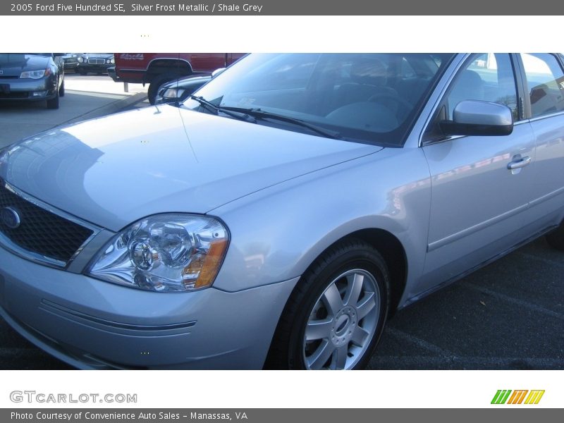 Silver Frost Metallic / Shale Grey 2005 Ford Five Hundred SE