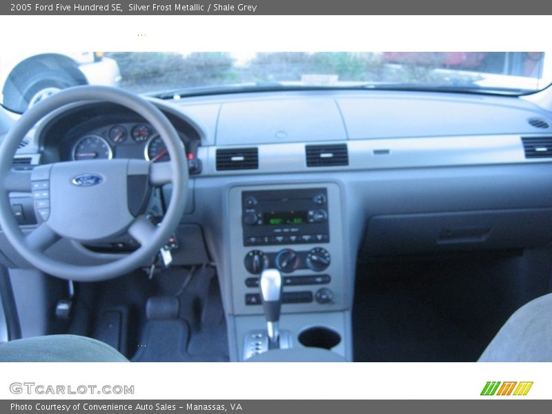 Silver Frost Metallic / Shale Grey 2005 Ford Five Hundred SE