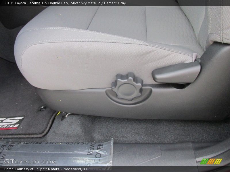 Silver Sky Metallic / Cement Gray 2016 Toyota Tacoma TSS Double Cab