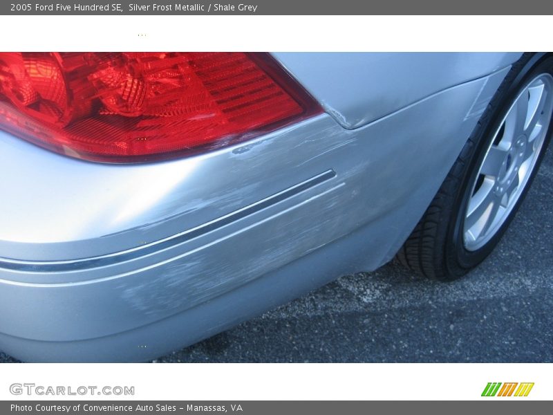 Silver Frost Metallic / Shale Grey 2005 Ford Five Hundred SE