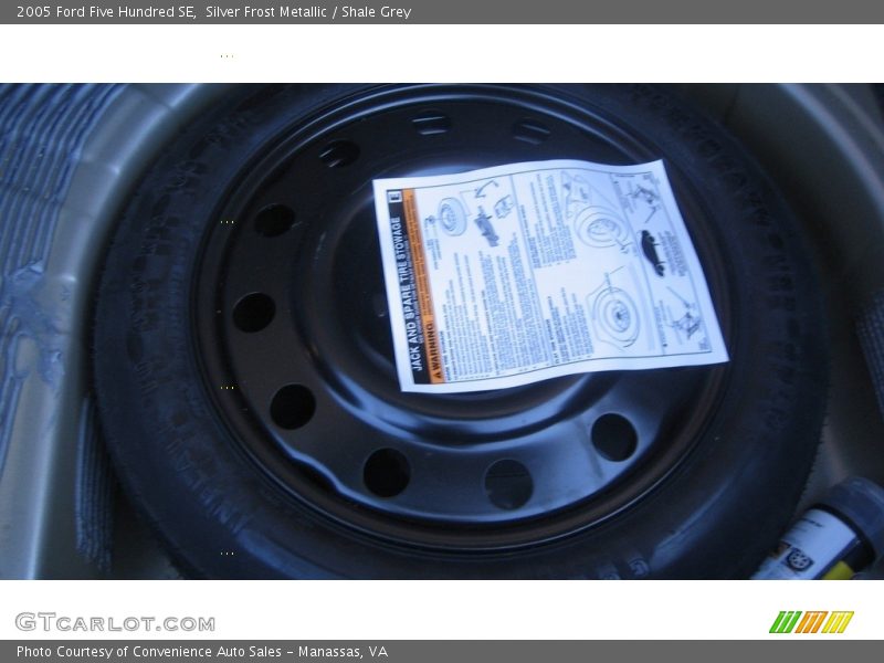 Silver Frost Metallic / Shale Grey 2005 Ford Five Hundred SE