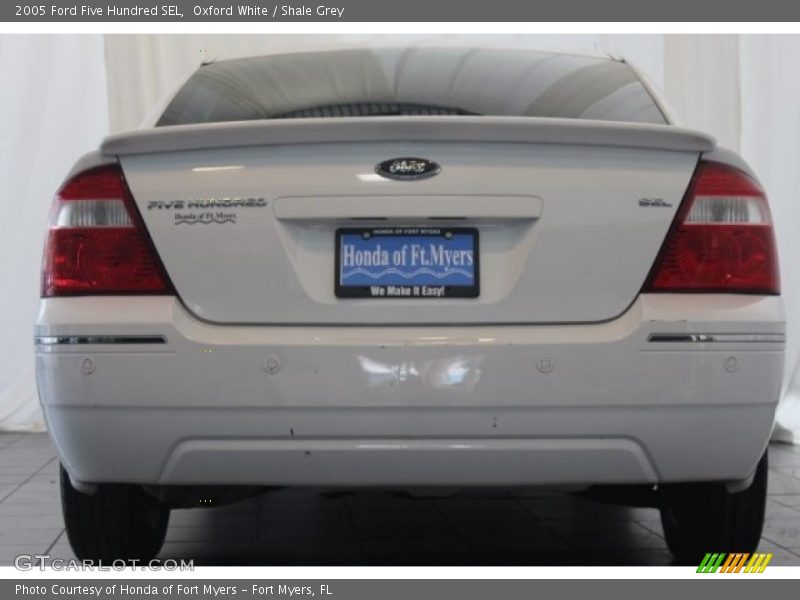 Oxford White / Shale Grey 2005 Ford Five Hundred SEL