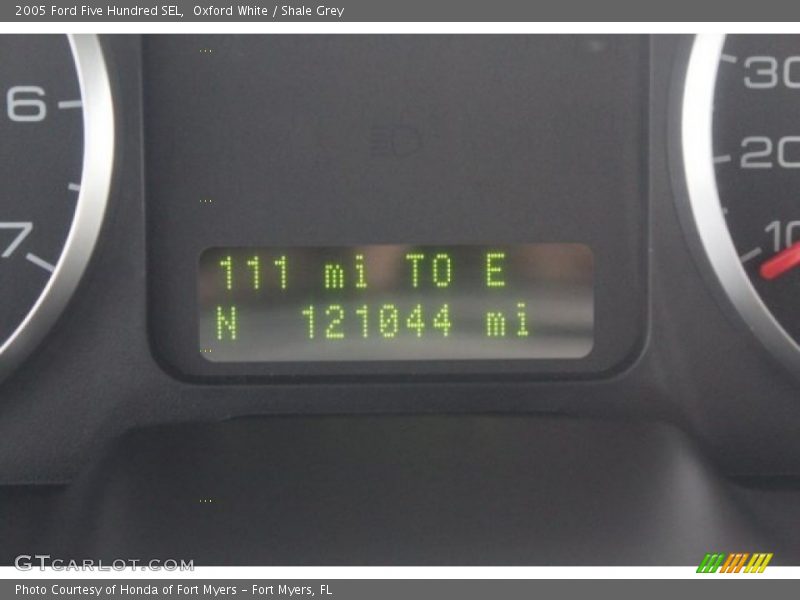 Oxford White / Shale Grey 2005 Ford Five Hundred SEL