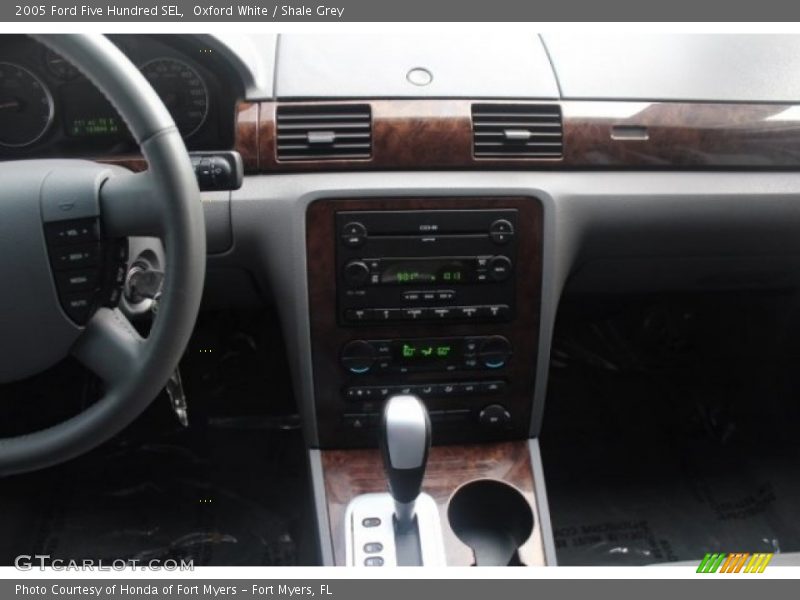 Oxford White / Shale Grey 2005 Ford Five Hundred SEL