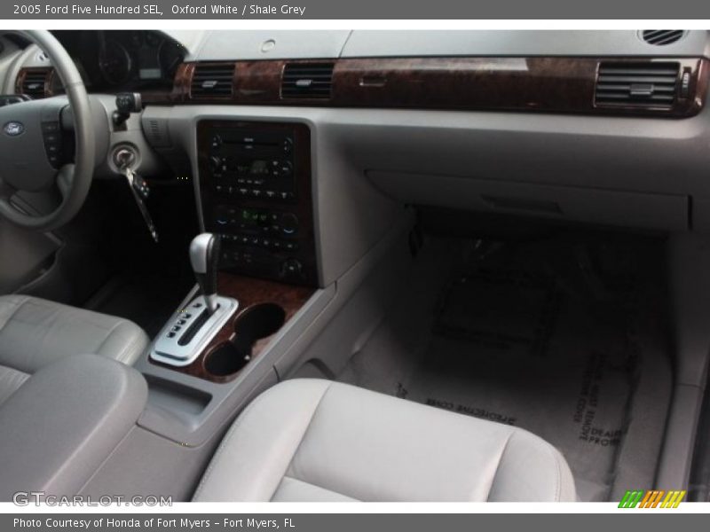 Oxford White / Shale Grey 2005 Ford Five Hundred SEL