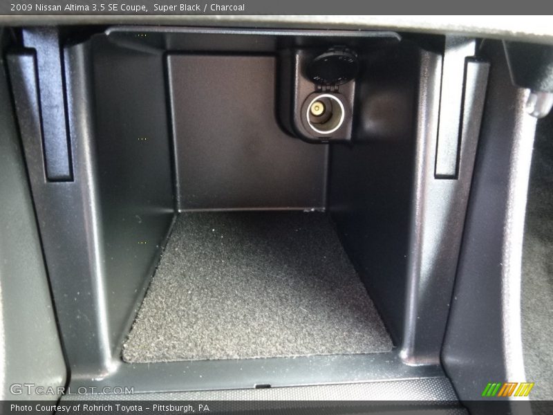 Super Black / Charcoal 2009 Nissan Altima 3.5 SE Coupe