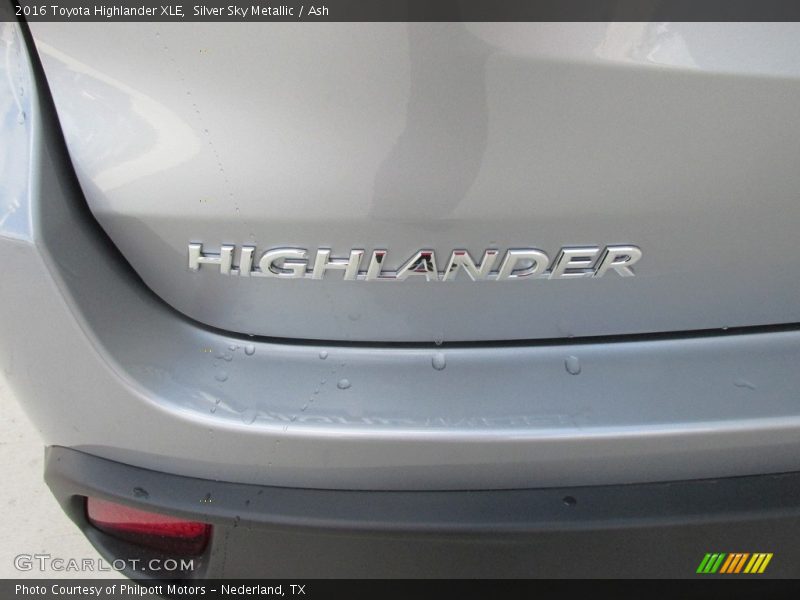 Silver Sky Metallic / Ash 2016 Toyota Highlander XLE