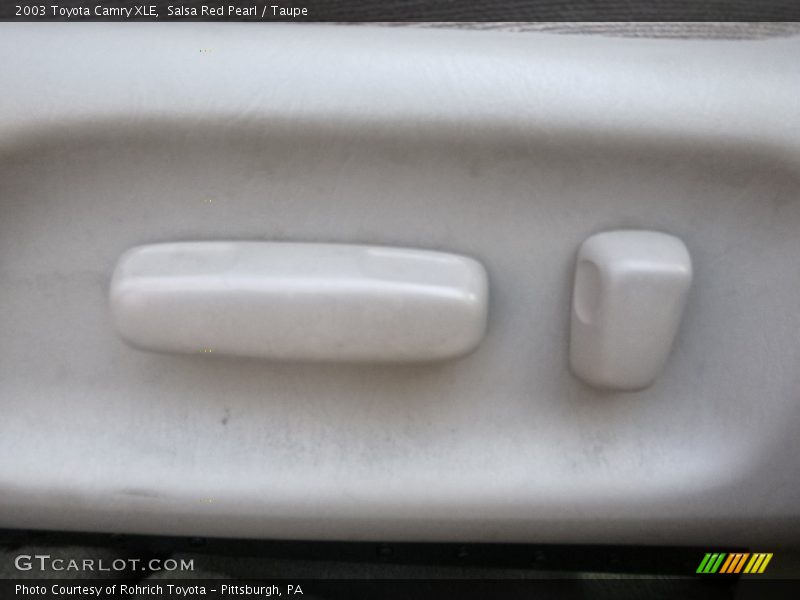 Salsa Red Pearl / Taupe 2003 Toyota Camry XLE