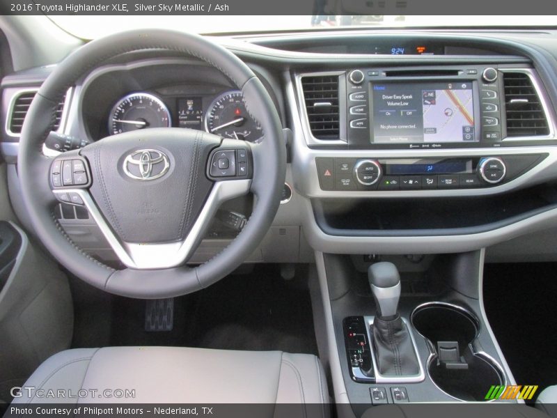 Silver Sky Metallic / Ash 2016 Toyota Highlander XLE