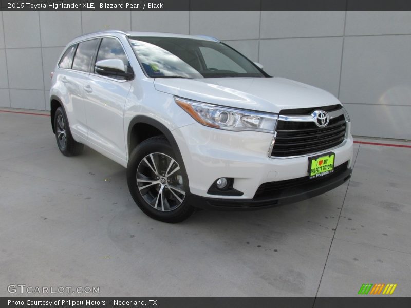 Blizzard Pearl / Black 2016 Toyota Highlander XLE
