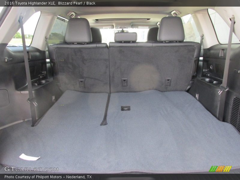 Blizzard Pearl / Black 2016 Toyota Highlander XLE