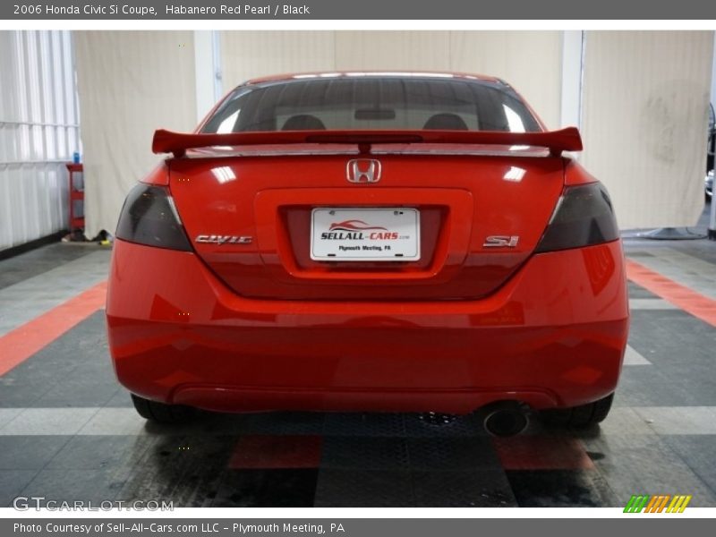 Habanero Red Pearl / Black 2006 Honda Civic Si Coupe