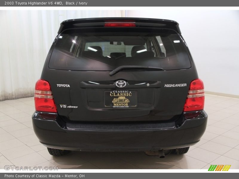 Black / Ivory 2003 Toyota Highlander V6 4WD