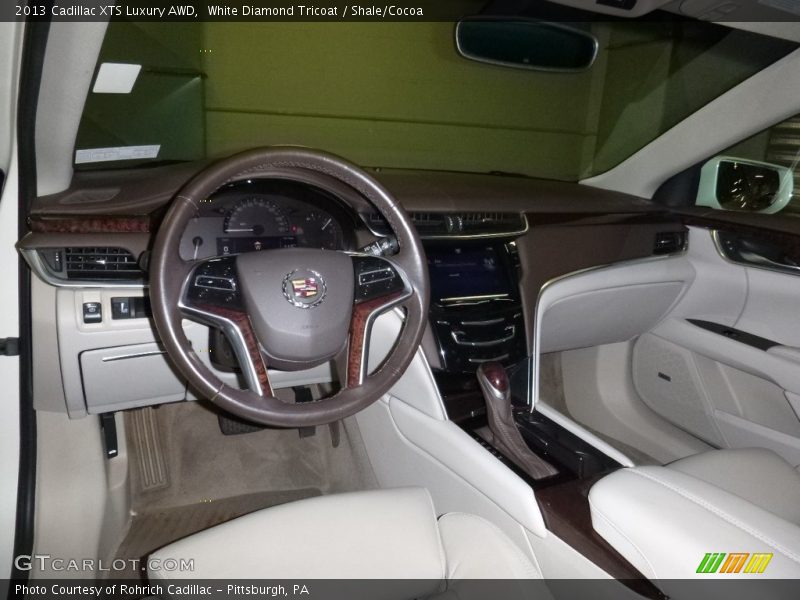White Diamond Tricoat / Shale/Cocoa 2013 Cadillac XTS Luxury AWD