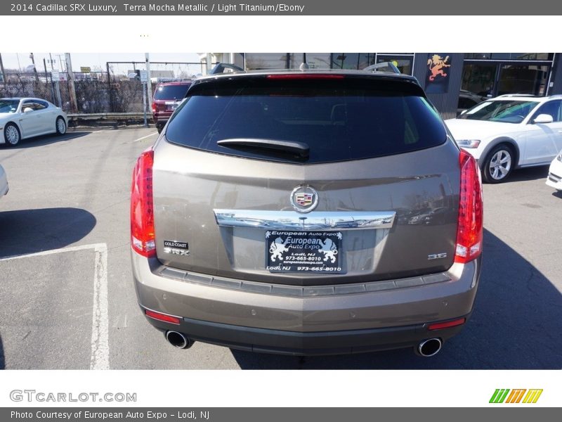 Terra Mocha Metallic / Light Titanium/Ebony 2014 Cadillac SRX Luxury